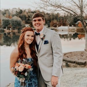 Meet your Posher, Reagan